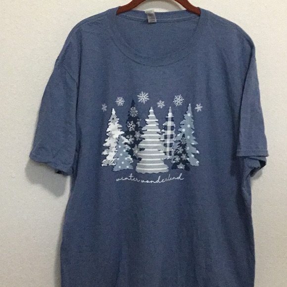 Winter Wonderland T-Shirt - Picture 1 of 4